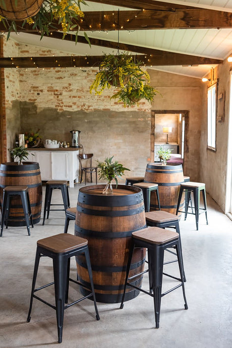 Powder Coated Black Metal Bar Stool With Hardwood Top